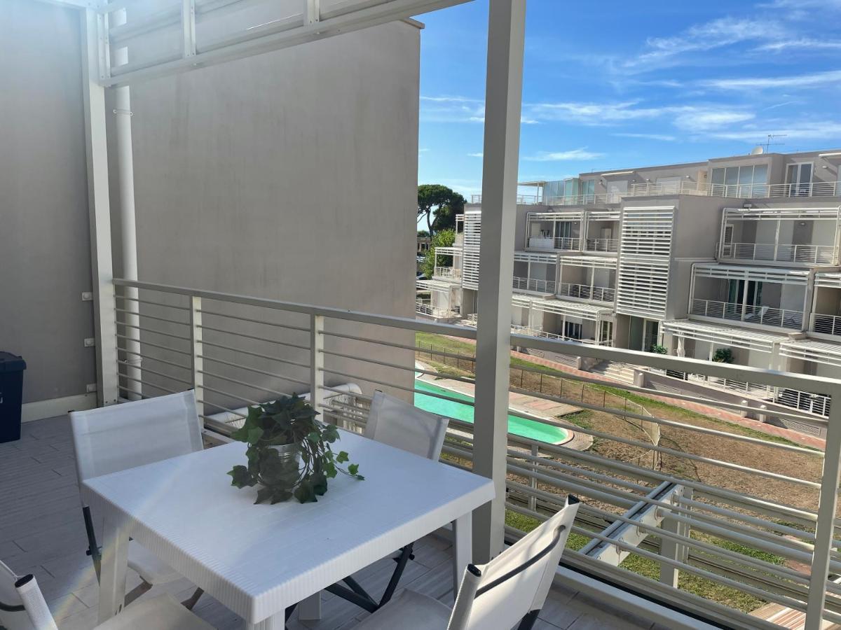 A Casa Di Tato Apartment Calambrone Bagian luar foto